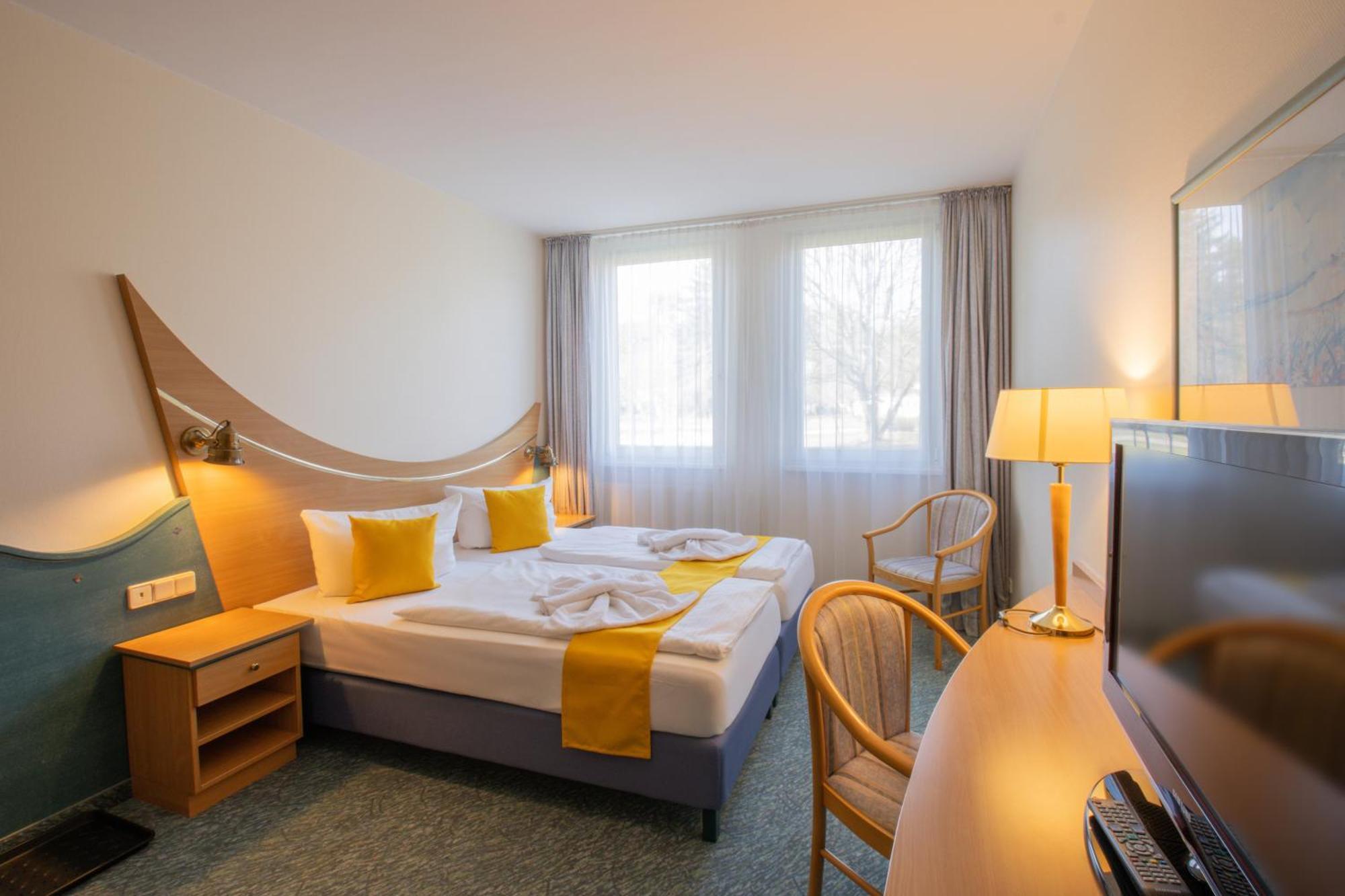 Seehotel Bollmannsruh Päwesin Kültér fotó